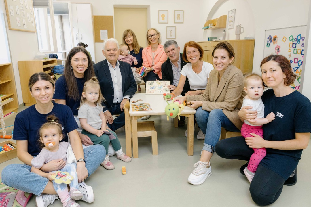 Gelungener Start im !Biku Kindertreff Schaukelpferd